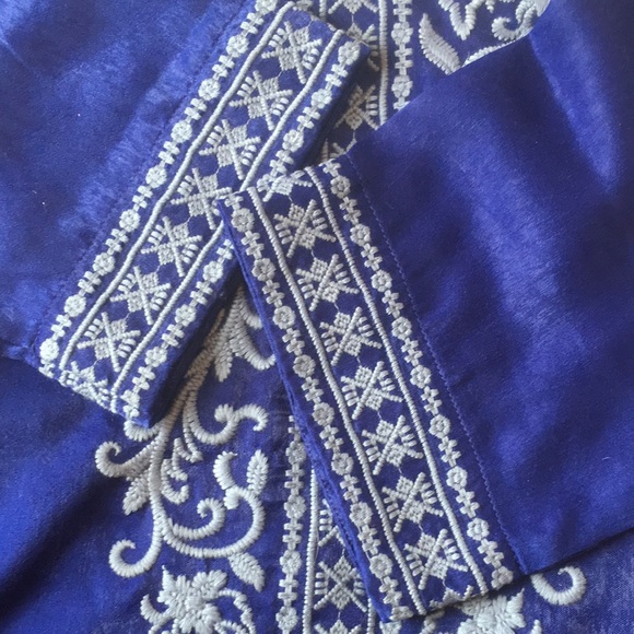 Soft Surroundings Safiya Royal Blue Embroidered Tunic Top size Large - Picture 10 of 16